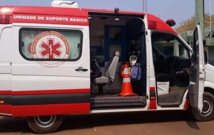 Ciclista fica ferida ao ser atingida por carro na Avenida Eloy Chaves
