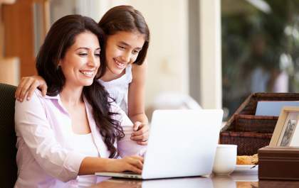 Pais e responsáveis podem recorrer a ferramentas online para ajudá-los na escolha da escola