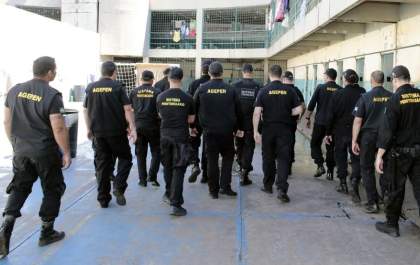 Azambuja nomeia 200 servidores para Agepen