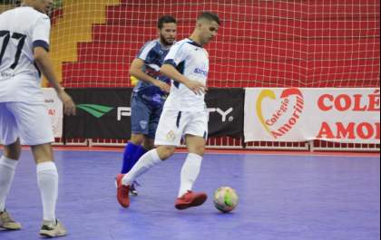 Real Madruga consegue empate contra o Praia Grande