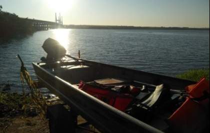 Pescador de 68 anos morre afogado em lago às margens do Rio Paraná