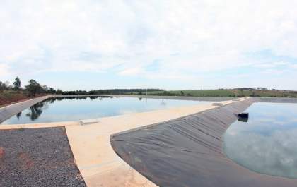 Águas Andradina realiza trabalho preventivo em lagoas de tratamento de esgoto