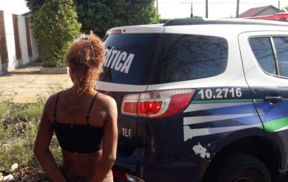 Mulher que ateou fogo em rival foi presa