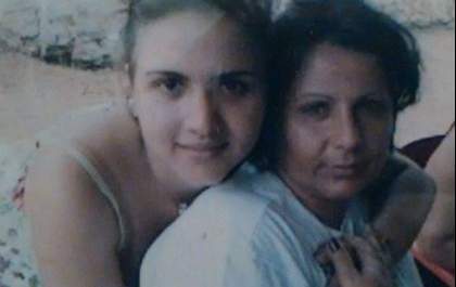 Mãe que teve filha assassinada realiza festa de Natal para crianças