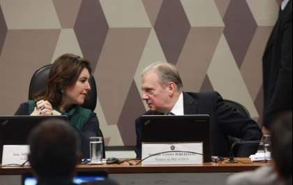 Simone avalia que reforma da previdência é uma janela para sair da crise