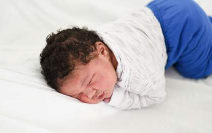Mãe dá à luz a bebê com 5,5 kg e 59 cm: 'Não imaginei que ele fosse crescer tanto'