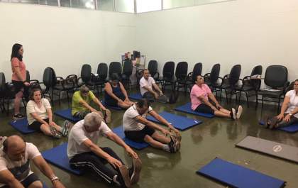 Programa Gerenciamento de Crônicos realiza aula de Pilates