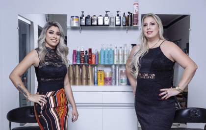 Rita Lima e Jeniffer Coutinho e sua Fábrica de Loiras