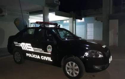 Homem é preso em flagrante após agredir e ferir a esposa