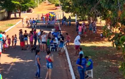 Comemoração do Dia das Crianças em Selvíria (MS) resgata a tradição das brincadeiras antigas