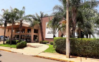 Amigos e familiares começam a se despedir do empresário Cacau
