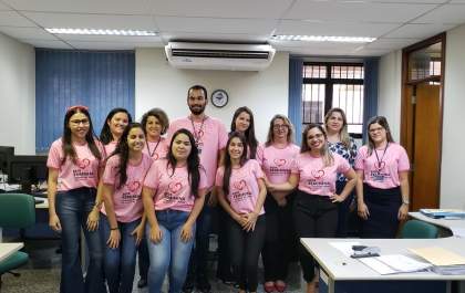 3ª Vara Criminal de Três Lagoas faz ato de apoio ao Outubro Rosa