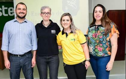 Professora da Fea de andradina ministra palestra no I Encontro de Meliponicultores da região Prudente