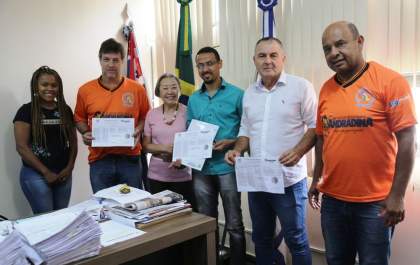 Comissão Organizadora dos Jogos Regionais presta contas e devolve saldo à Prefeitura