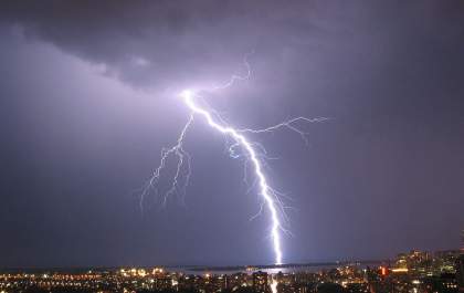 Incidência de raios é maior durante a primavera em MS
