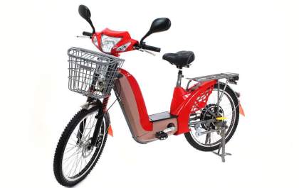 Por causa de bicicleta elétrica mulher tenta esfaquear o ex companheiro