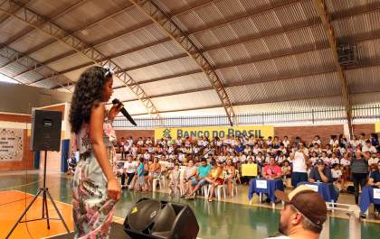 AABB realiza concurso de música baseado em um programa de televisão