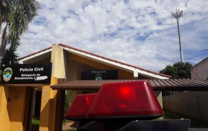Mulher denuncia ex-marido ao ser ameaçada e encontrá-lo deitado na sua cama