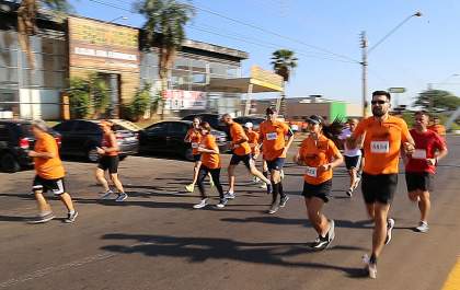Mais de 400 atletas participaram de corrida de rua em Andradina
