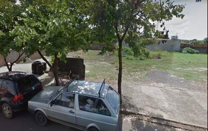Aposentado é detido por atear fogo em pneus
