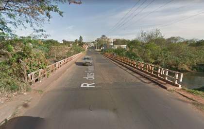 Ponte sobre ribeirão Baguaçu na Fundadores é interditada