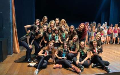 Bailarinas de Araçatuba são campeãs em festival internacional