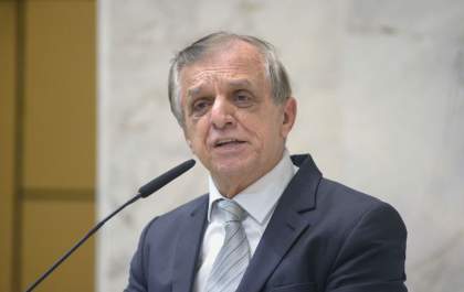 Ex-deputado Roque Barbiere é condenado por atirar em vendedor de cachorro-quente