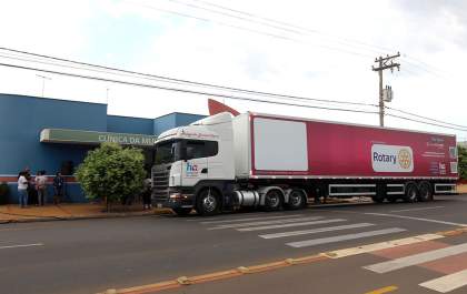 Carreta do Hospital do Amor está atendendo no Novo Oeste