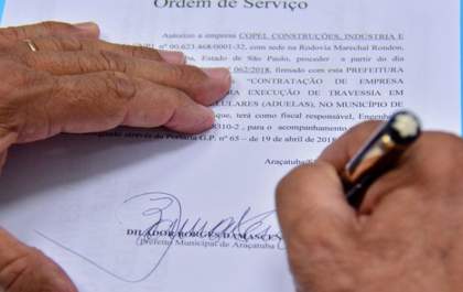 Prefeitura define empresa que fará passagem no córrego Água Limpa