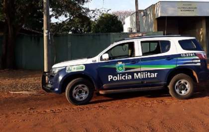 Ladrões bagunçam casa após invasão, furtam duas motos entre outros produtos