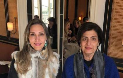 Festa em Paris