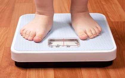 Crianças com obesidade são mais propensas a hipertensão na vida adulta