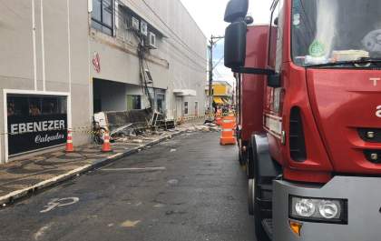 Onze dias após queda de marquise, shopping é reaberto