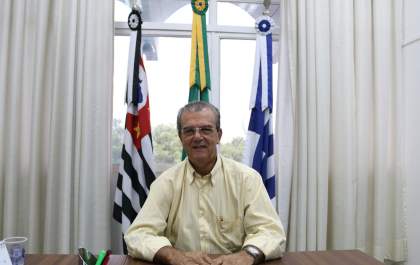 Prefeitura suspende emissão de alvarás para eventos