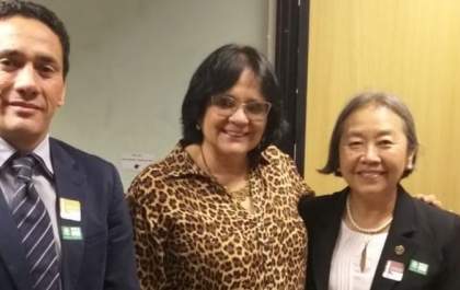 Tamiko convida ministra Damares para entrega do Ônibus Lilás