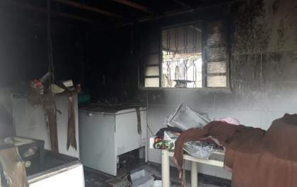 Incêndio destrói residência no bairro Vila Nova em Três Lagoas