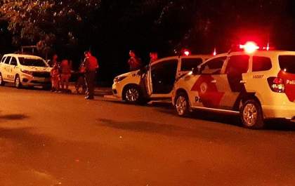 Homem mata ex da atual namorada e é preso