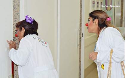 Doutores Mais Palhaços levam alegria para hospital de Três Lagoas