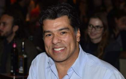 Ator Mauricio Mattar sofre infarto e segue internado em hospital