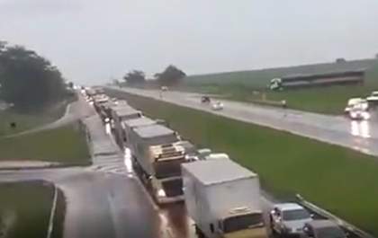 Rompimento de açude interdita Rondon em Andradina