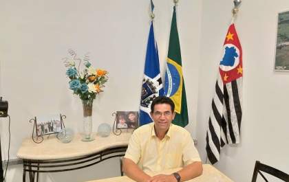 De office boy a prefeito, conheça a história de Clovis Izidio de Almeida