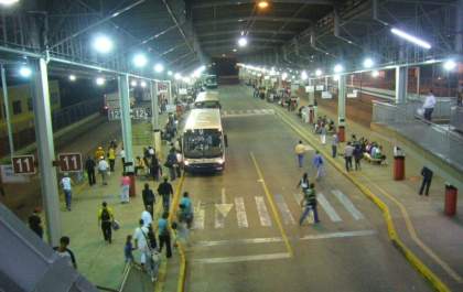 Homem é assaltado por mulheres ao desembarcar em rodoviária