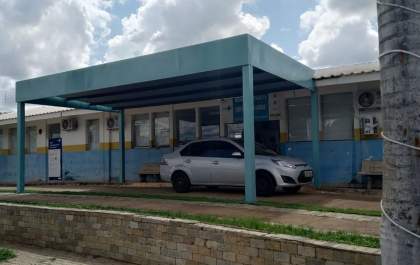 Para suprir falta de vagas no SUS, Thauana contrata consultas com oftalmologista para população