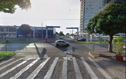 Dois veículos têm vidros quebrados nas imediações da Brasília