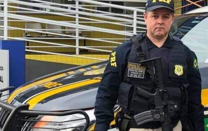 Policiais prestam homenagem a PRF que morreu após ser atropelado