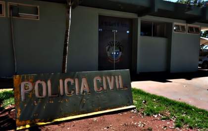 Idoso armado com faca ameaça mulher de morte em Três Lagoas