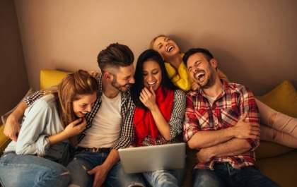 Séries para aprender inglês: una o útil ao agradável e não perca tempo