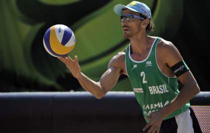 Campeão olímpico de vôlei de areia Emanuel Rego estará em Birigui