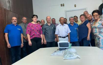 Rotary Bandeirantes doa equipamento à Santa Casa