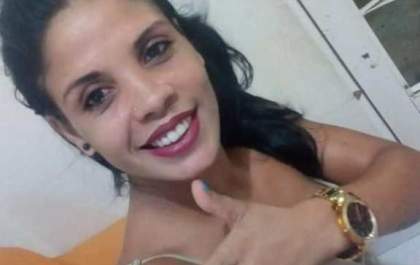 Homem é preso por estrangular mulher na véspera de seu aniversário